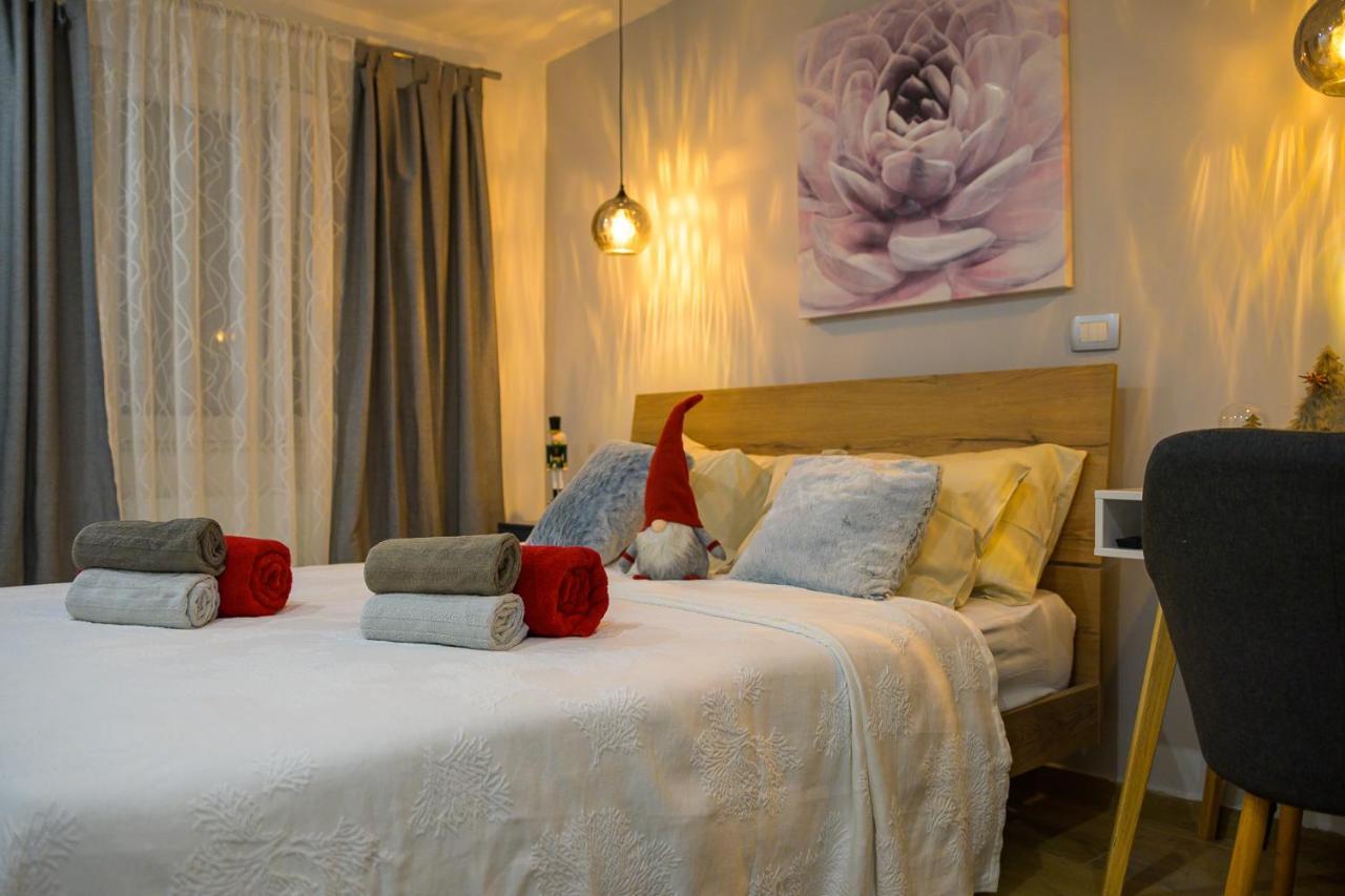 Lavanda Maslina - New Luxury Apartments Póla Kültér fotó