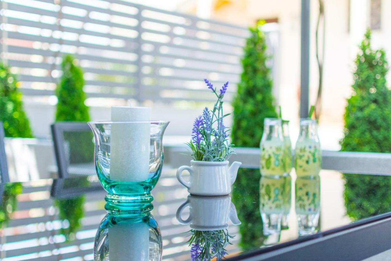 Lavanda Maslina - New Luxury Apartments Póla Kültér fotó